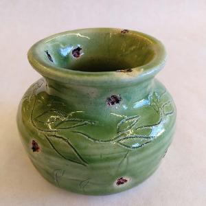 Kaitlyn Bonnell - A Jar Crawling with Luck (Pottery)