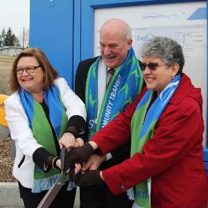 Lynnwood Mayor Nicola Smith (left), Community Transit CEO Emmett Smith (middle), and Edmonds CC President Jean Hernandez (right)