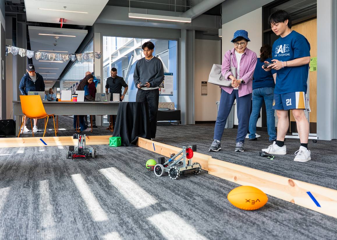 AI For Everyone is geared towards participants of all ages and includes hands-on fun, including the opportunity to program a Sphero robot and watch it work. (Photo by Miranda Shook / Edmonds College)