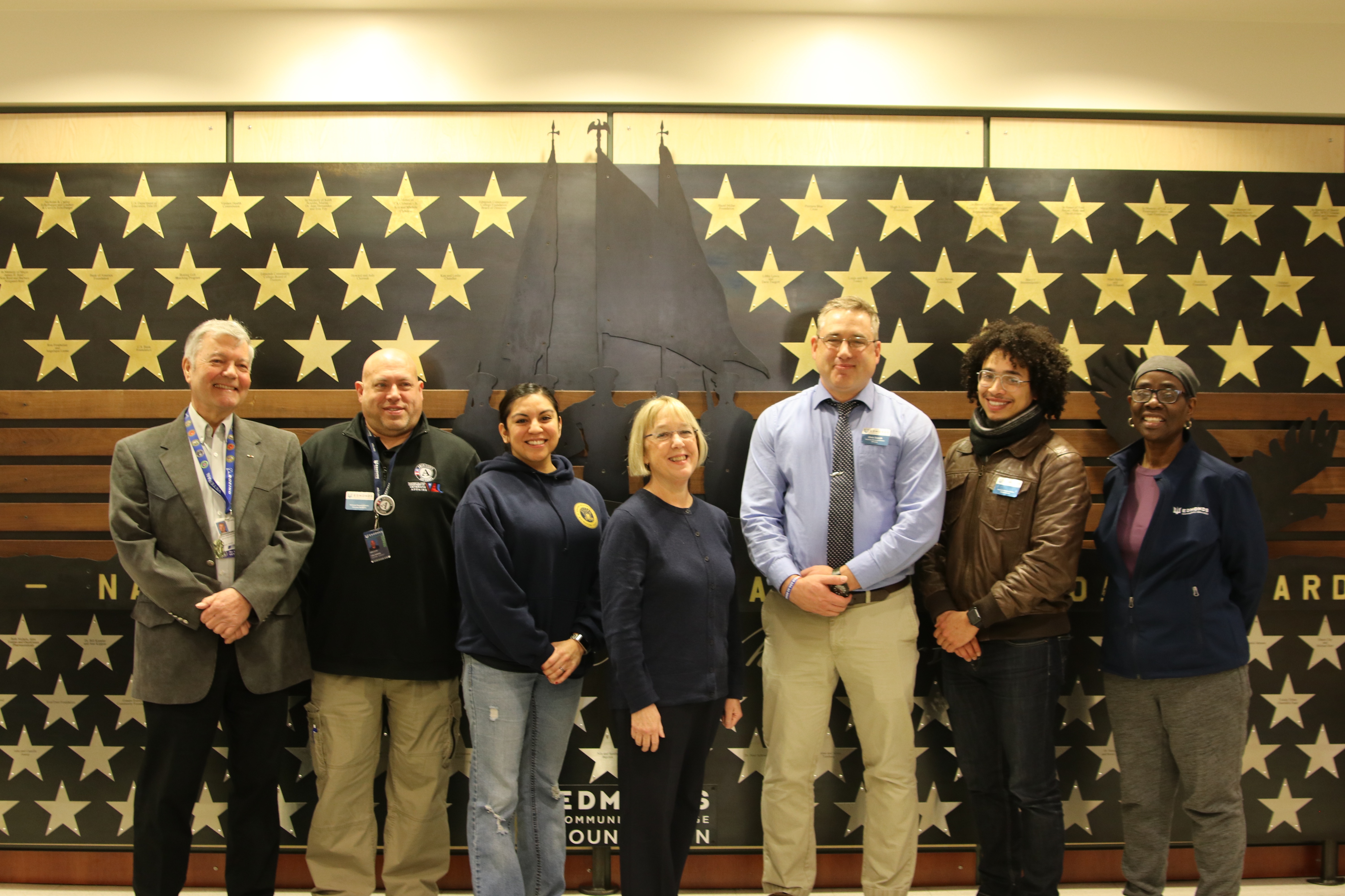 Student veterans with Sen. Murray