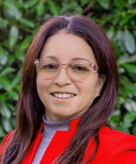 Dr. Indra Paola Pelaez Headshot
