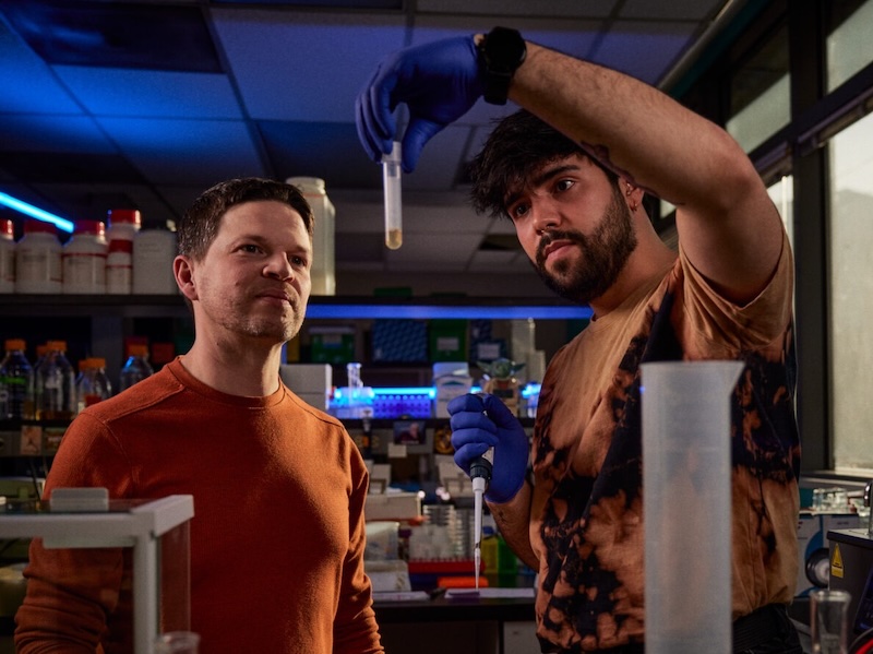 Dr Rick McLaughlin working with a student